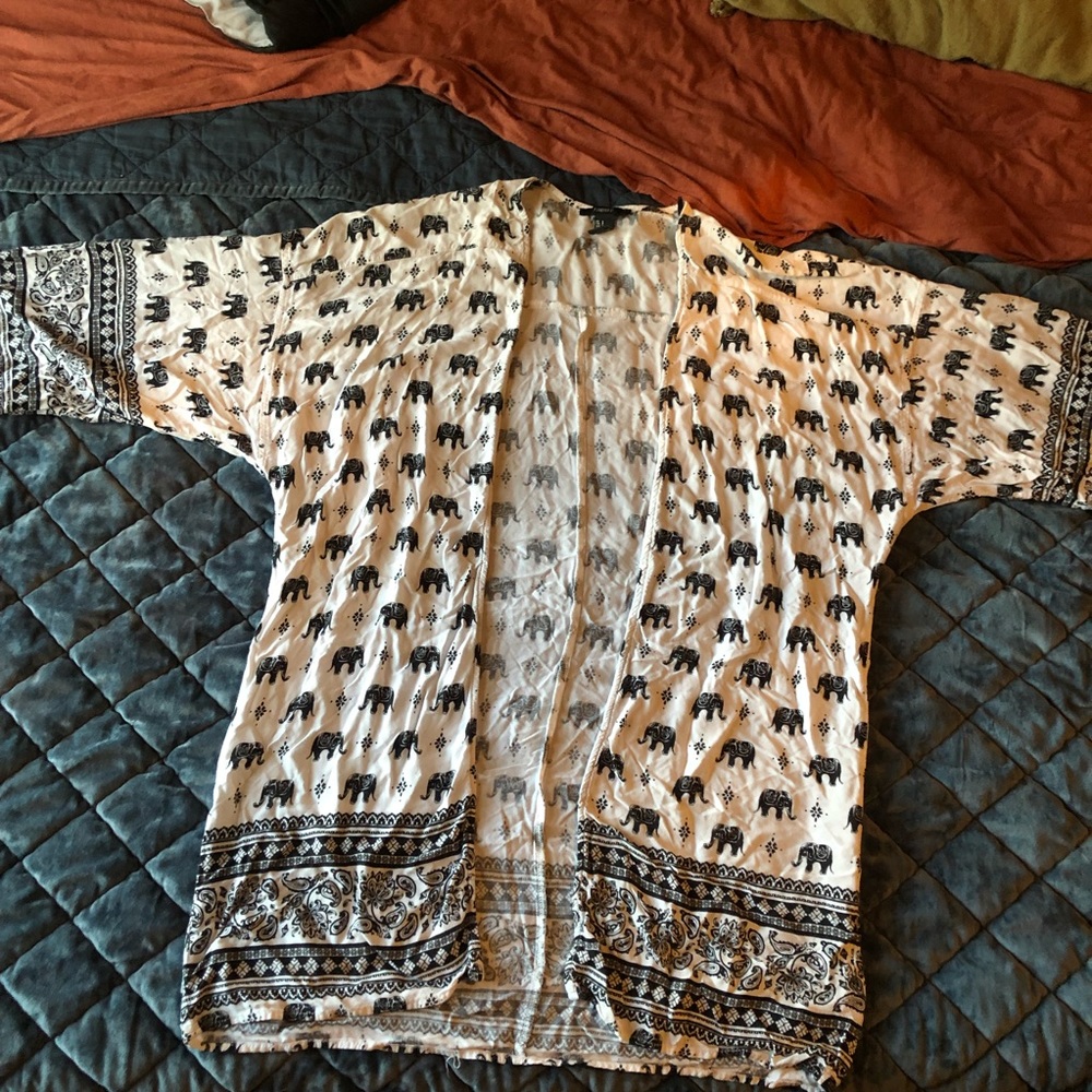CLEARANCE Bohemian Elephant Paisley Kimono Tunic Top - Picture 1 of 10